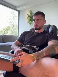 DimitriSullivan_ — Stripchat stream photo (Apr 2026)