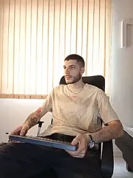 Rafael_Mendezz — stripchat