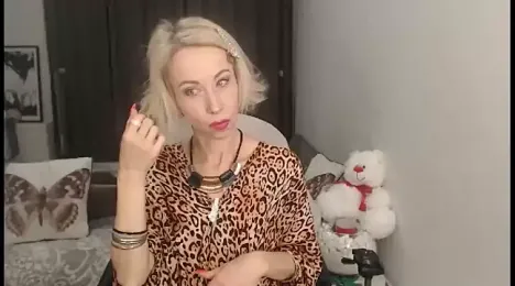 LuxuryNika — Stripchat stream photo (Nov 2023)