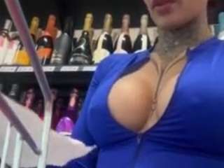 iamanna — webcam model online on camsoda