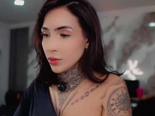 iamanna — webcam model online on camsoda