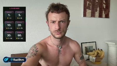 RadBtm — Cam4 stream photo (Jun 2026)