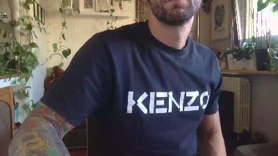 AleBMI — webcam model online on cam4