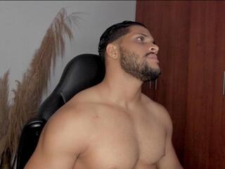Pier Simons — flirt4free
