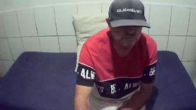 cesarpierdonaa1 — Cam4 stream photo (May 2026)