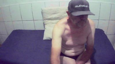 cesarpierdonaa1 — Cam4 stream photo (Jun 2026)