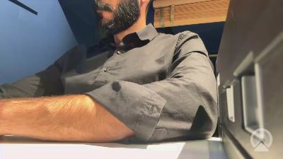 blackbeardpig — webcam model online on cam4