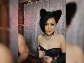 _-DiA-ViK-_ — webcam model online on bongacams
