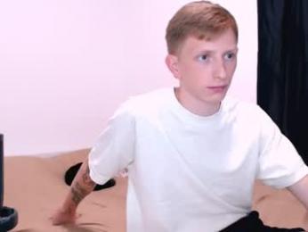 julsweet — webcam model online on chaturbate