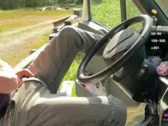 ninosolo_35 — webcam model online on chaturbate