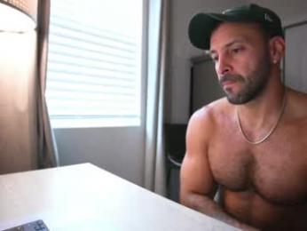 brucestryker — webcam model online on chaturbate