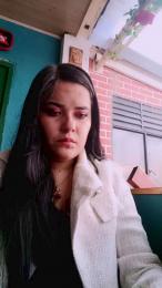 Merlinawhithe — webcam model online on cam4