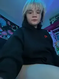 Cutiepiespanks — Stripchat stream photo (Apr 2026)