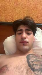 Jovencitobcn21 — Cam4 stream photo (Apr 2026)