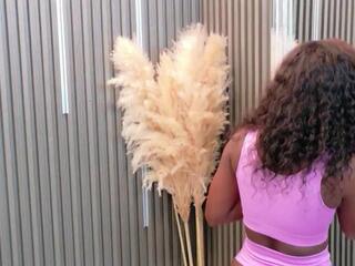 Michelle Flores — webcam model online on flirt4free