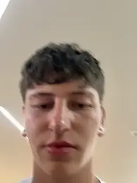 ARON_LUXX — Stripchat stream photo (Apr 2026)