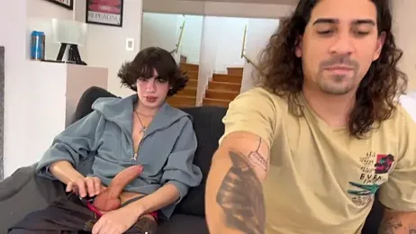 lenruy — webcam model online on stripchat