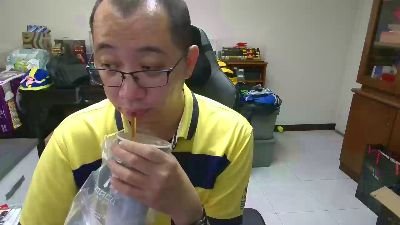 omron15 — webcam model online on cam4