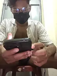 crish09 — Stripchat stream photo (Jun 2026)