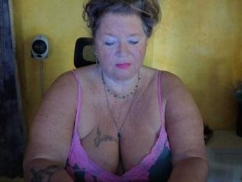 lady-vamp — webcam model online on bongacams
