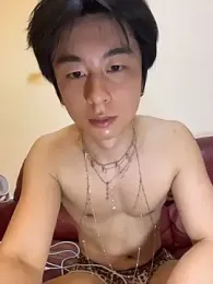 kissbaby-111 — webcam model online on stripchat