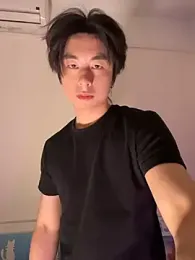 kissbaby-111 — Stripchat stream photo (Apr 2026)