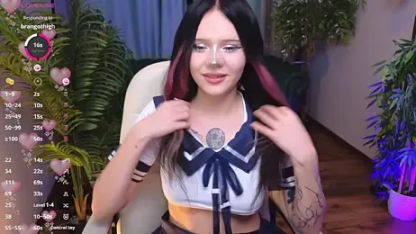 kittenlolla — Stripchat stream photo (Apr 2026)