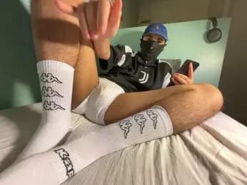 Rebeu_77 — webcam model online on stripchat