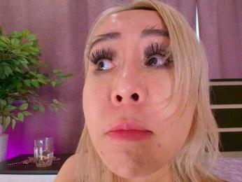 Juliannae — bongacams