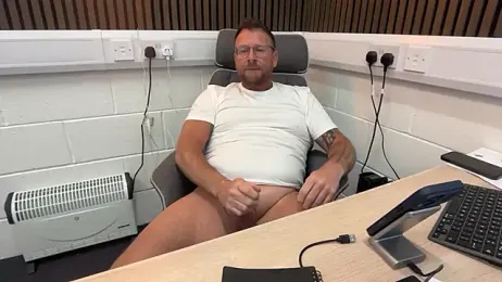 bilf1978 — webcam model online on stripchat