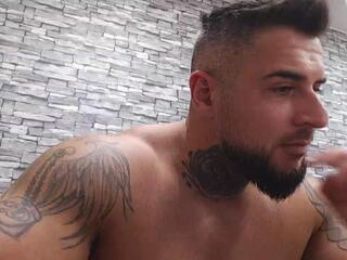 Tudfwlch Y — webcam model online on flirt4free