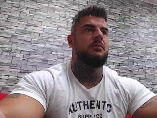 Tudfwlch Y — webcam model online on flirt4free
