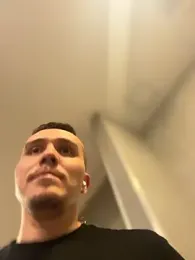 adam-rivera — webcam model online on stripchat