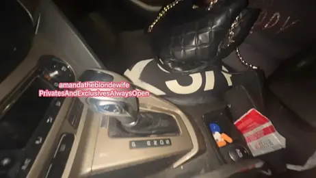 amandatheblondewife — Stripchat stream photo (Apr 2026)