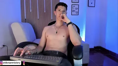 Dorianmistery2322_ — Stripchat stream photo (Jul 2026)