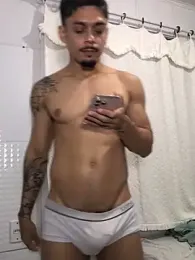 dot_21cm_ — Stripchat stream photo (Jun 2026)