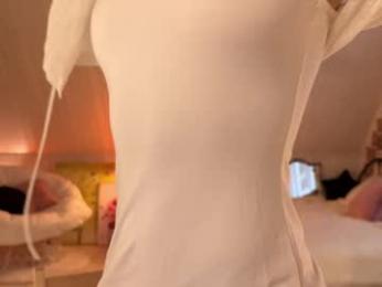 uwunikaa — Chaturbate stream photo (Apr 2026)