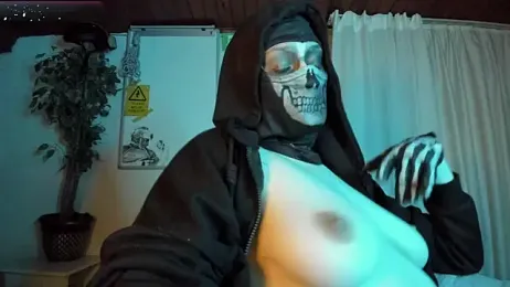 cos_operator — Stripchat stream photo (Apr 2026)