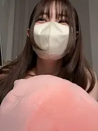 MOEMOE-Q — webcam model online on stripchat