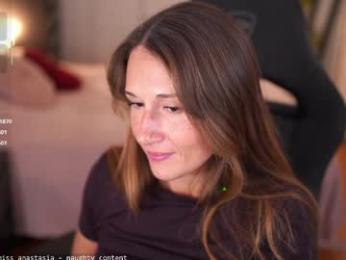 yours_anastasia — Chaturbate stream photo (Apr 2026)