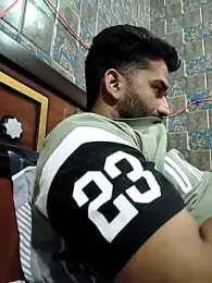 BeardKingo — Stripchat stream photo (Apr 2026)