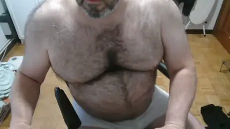 mikeyhotbear — Stripchat stream photo (Jun 2026)