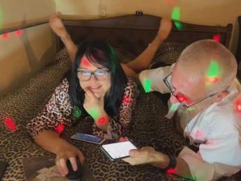 StellarTeam — webcam model online on bongacams