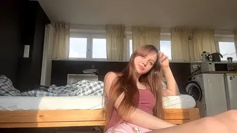 mollyrealay — Stripchat stream photo (Sep 2026)