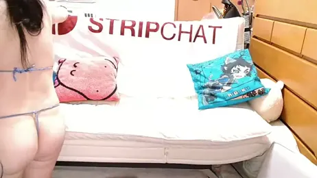 NATINATU252525 — webcam model online on stripchat