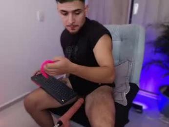 aron_santoro1 — Chaturbate stream photo (Sep 2026)