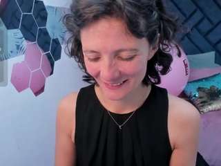valery-more — Camsoda stream photo (Jun 2026)