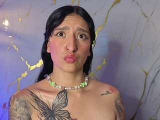 scarleteuph — Camsoda stream photo (Apr 2026)