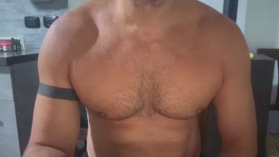 hereandnow3 — webcam model online on cam4