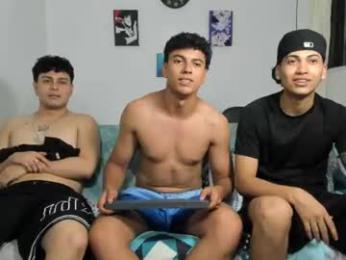 santy_stump — webcam model online on chaturbate
